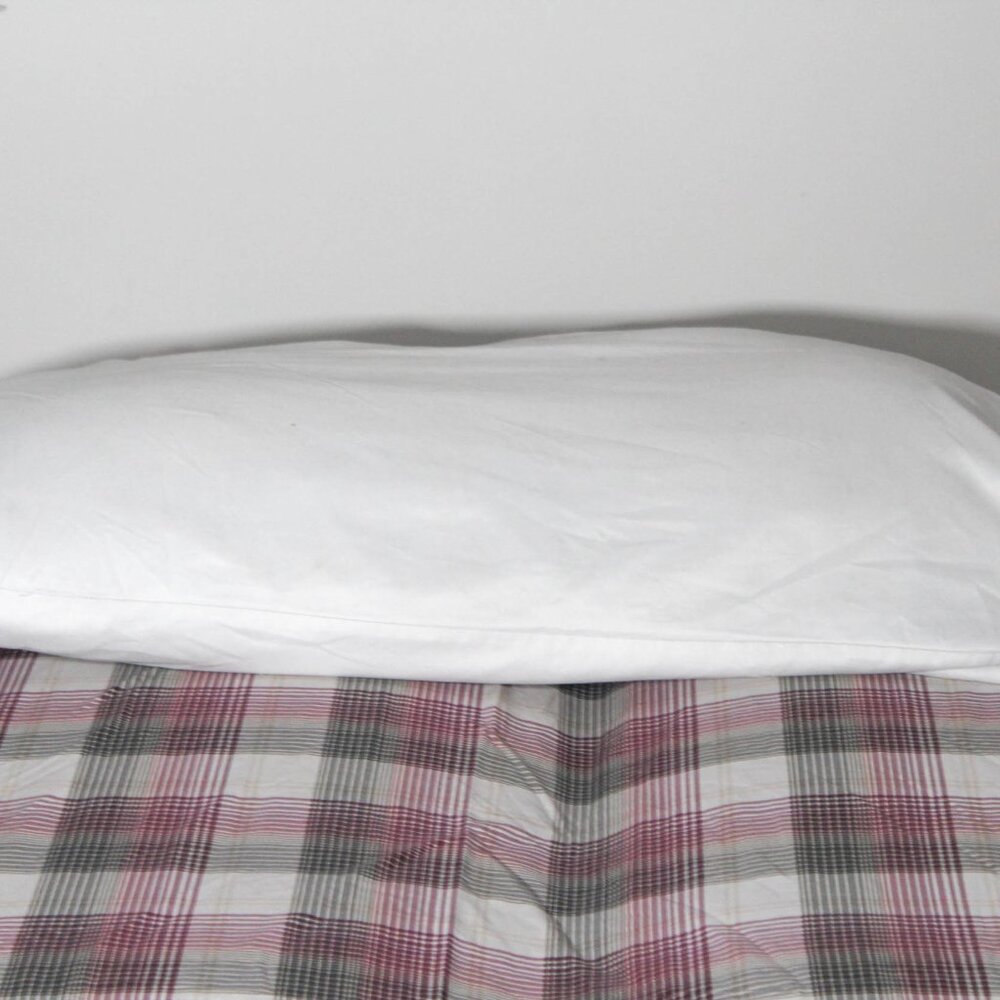 Better Homes and Gardens White King Size Pillowcase Bedding